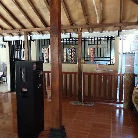 Limasan Mbah Darmo Tepus Exterior foto