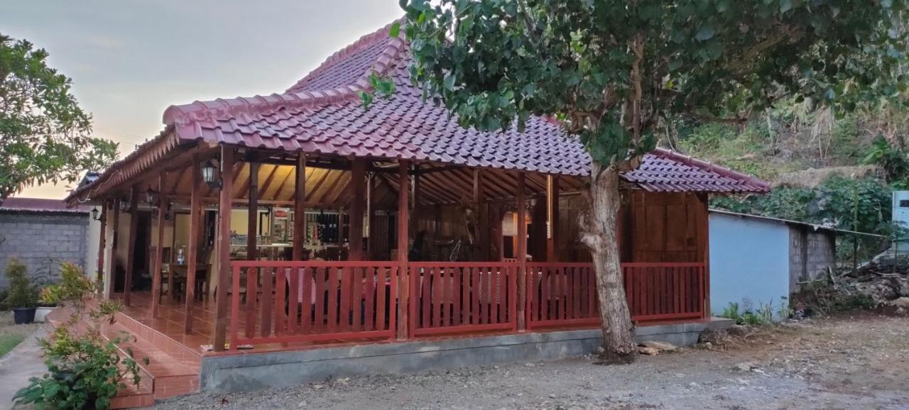 Limasan Mbah Darmo Tepus Exterior foto